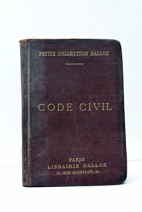 Code civil annoté d'après la doctrine et la jurisprudence. Avec …