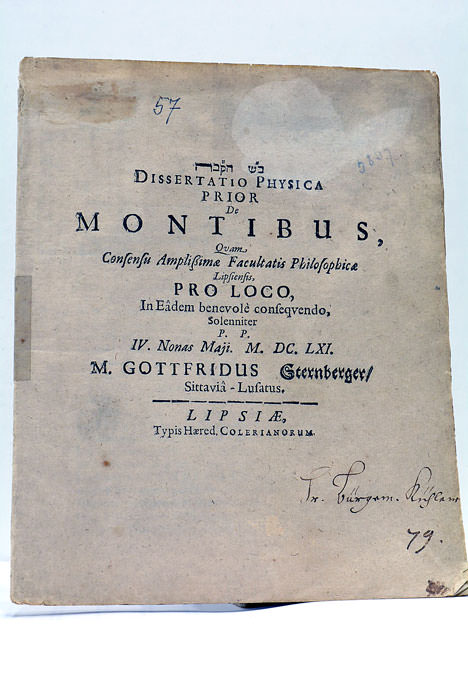 De Montibus.