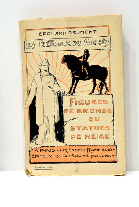 Figures de Bronze ou statues de neige.