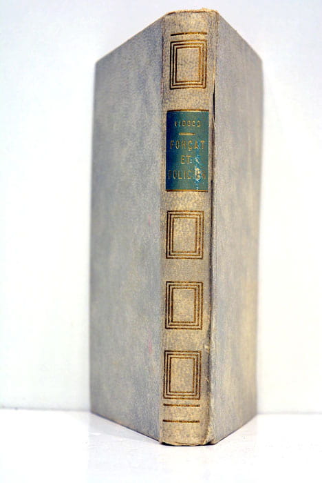 Forçat et policier.