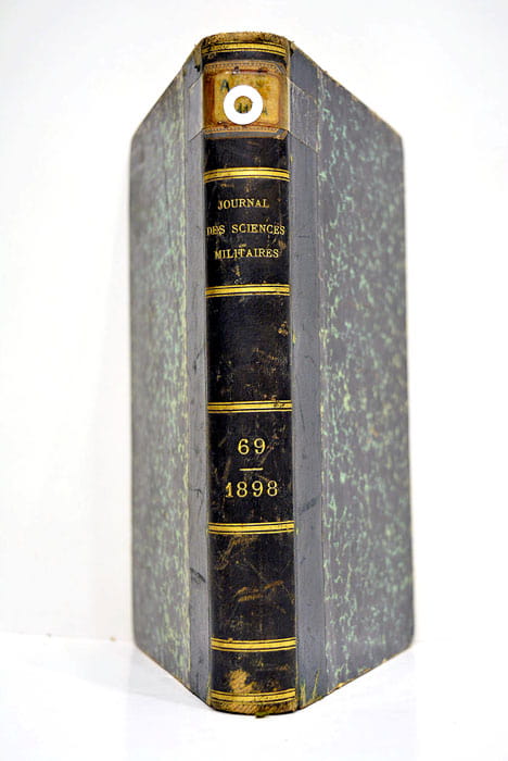 JOURNAL DES Sciences militaires. Revue militaire Française.