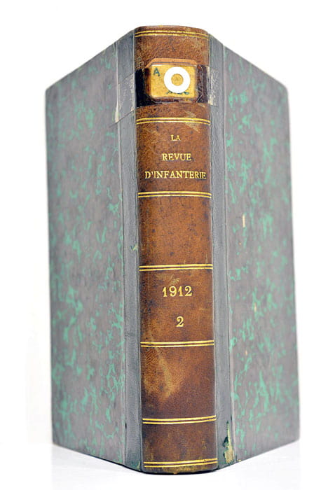 LA REVUE d'infanterie. Ministère de la guerre.
