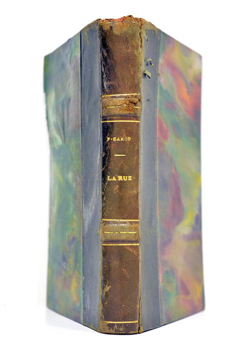 La Rue.