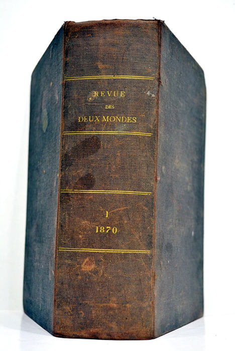 REVUE DES deux mondes.