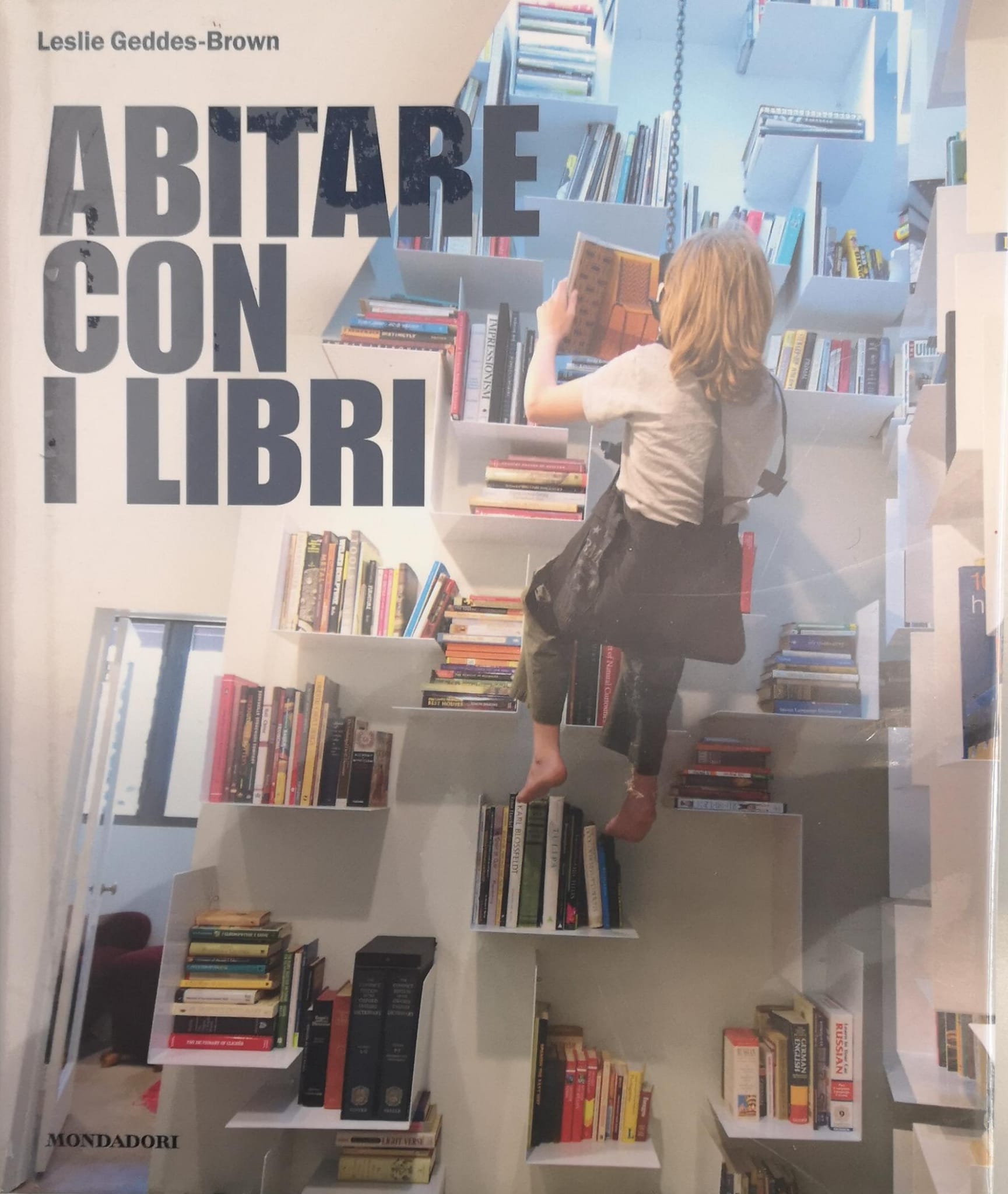 ABITARE CON I LIBRI.
