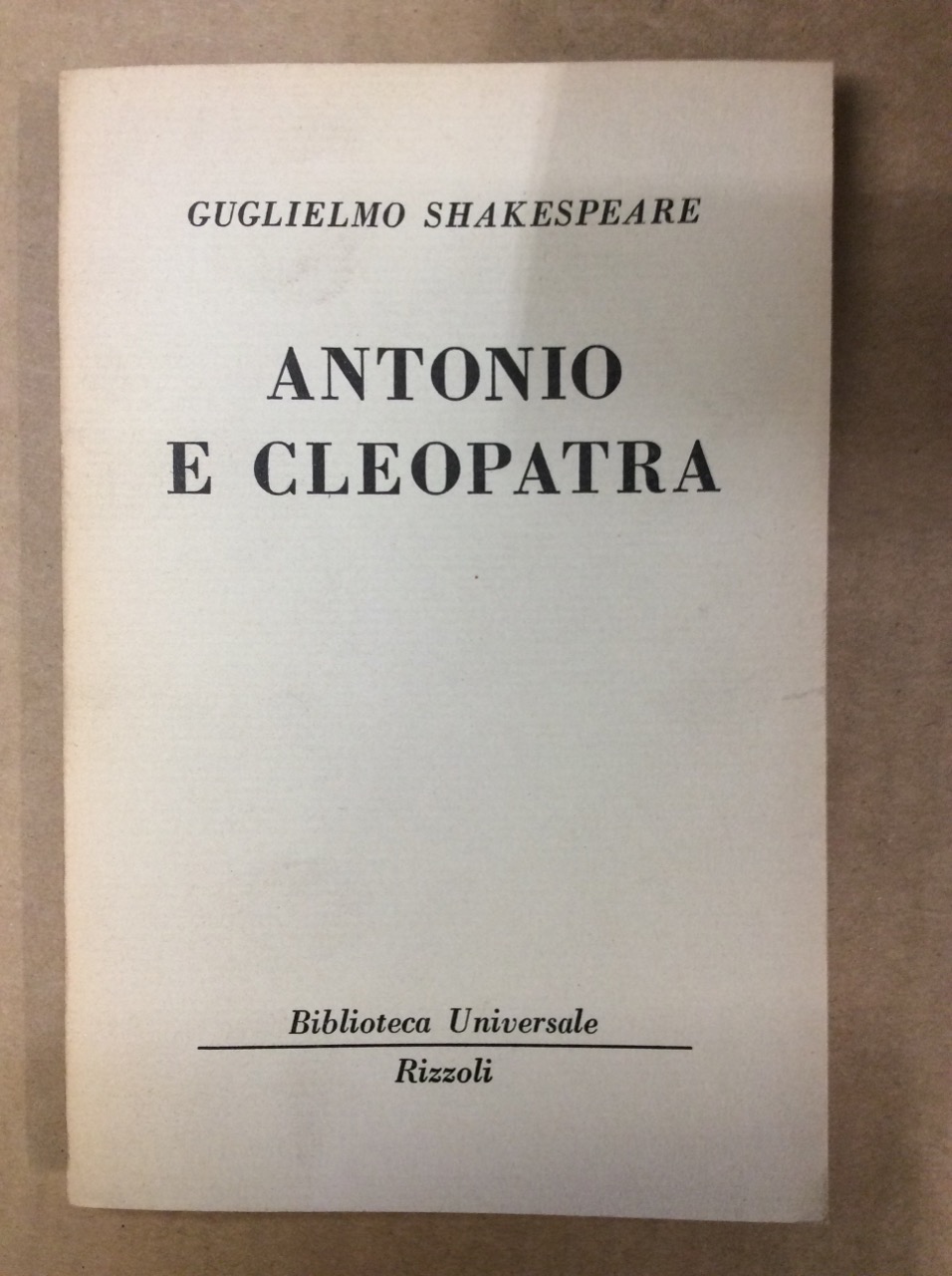 ANTONIO E CLEOPATRA.