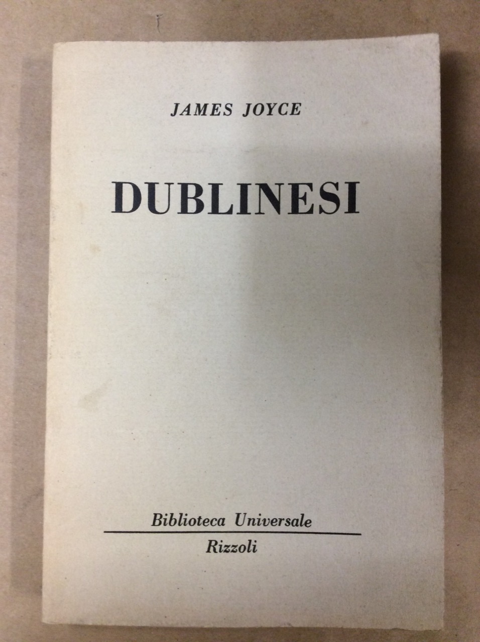 DUBLINESI.