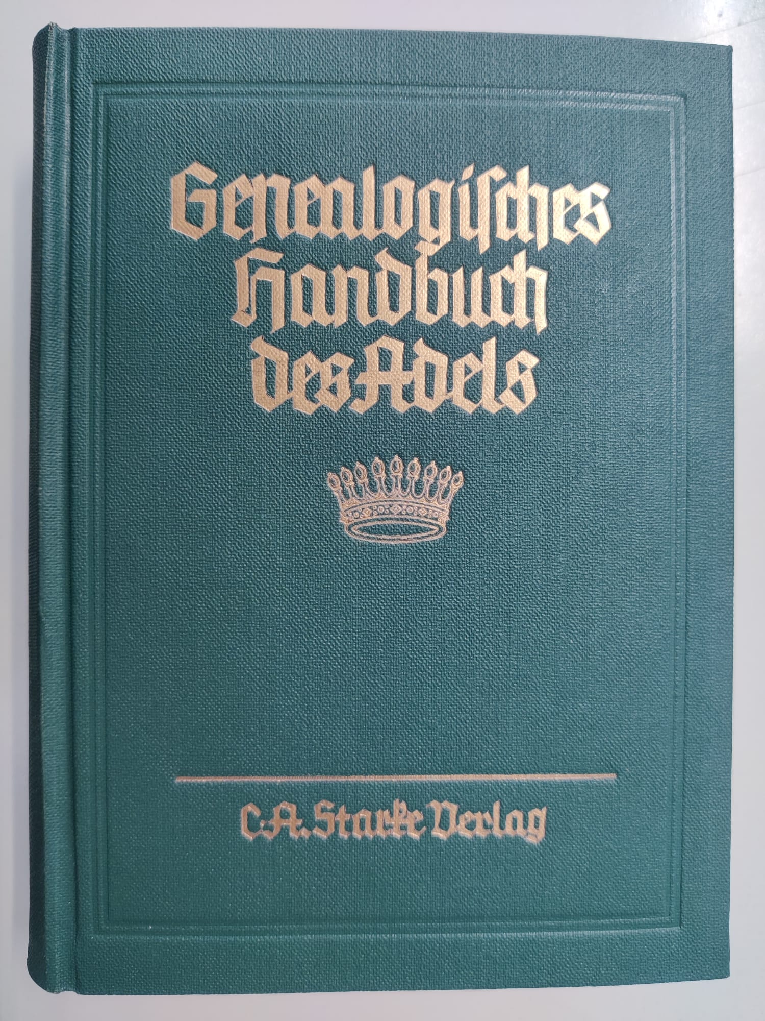 GENEALOGISCHES HANDBUCH DER GRAFLICHEN HAUSER. 23 volumes.