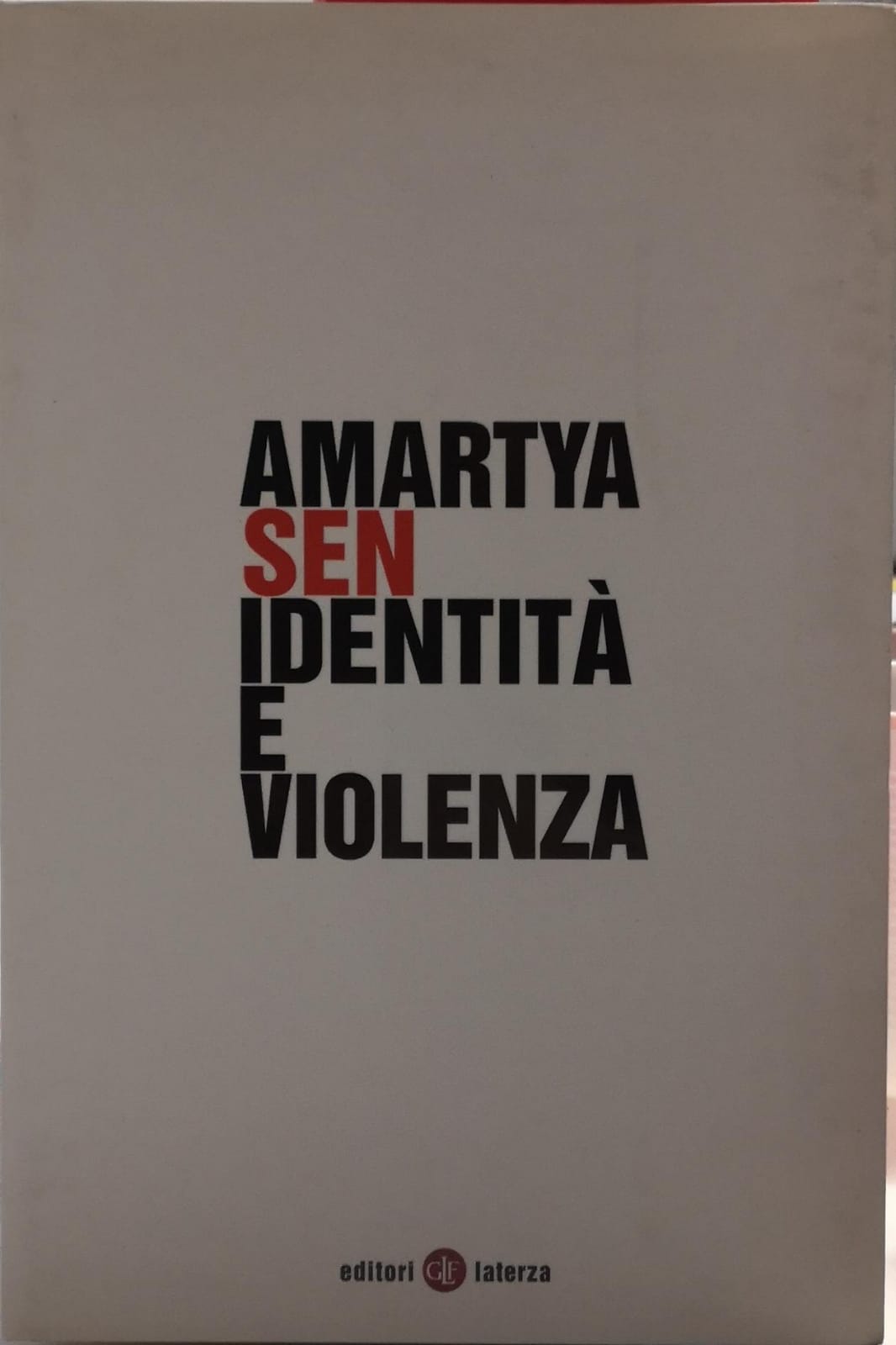 IDENTITÀ E VIOLENZA.