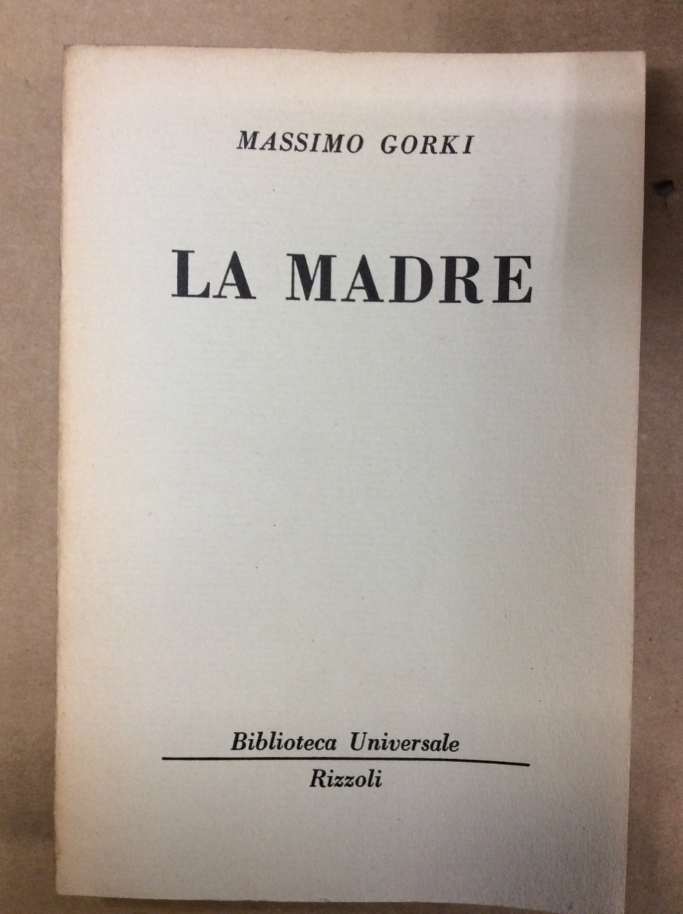 LA MADRE.