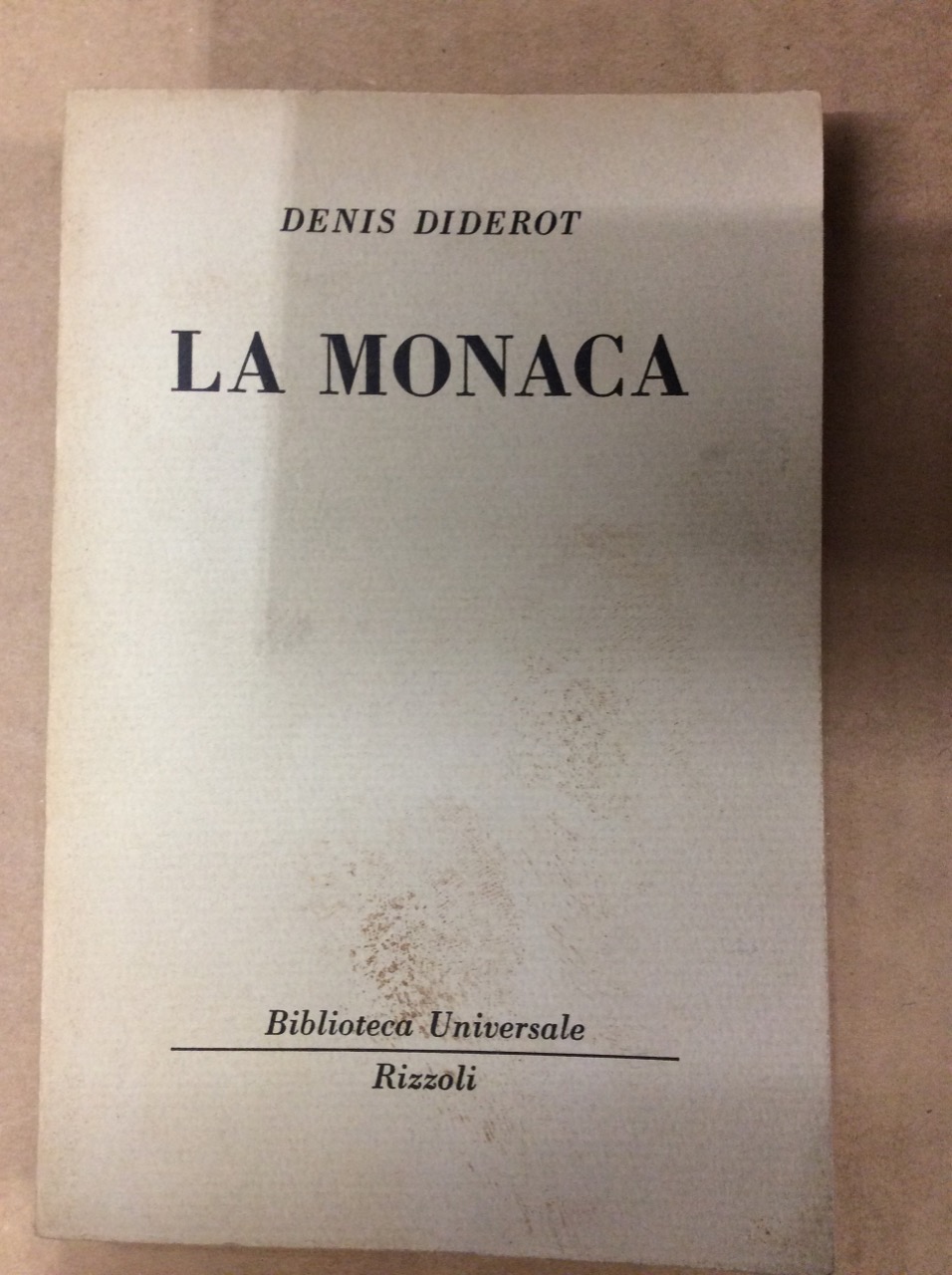 LA MONACA.