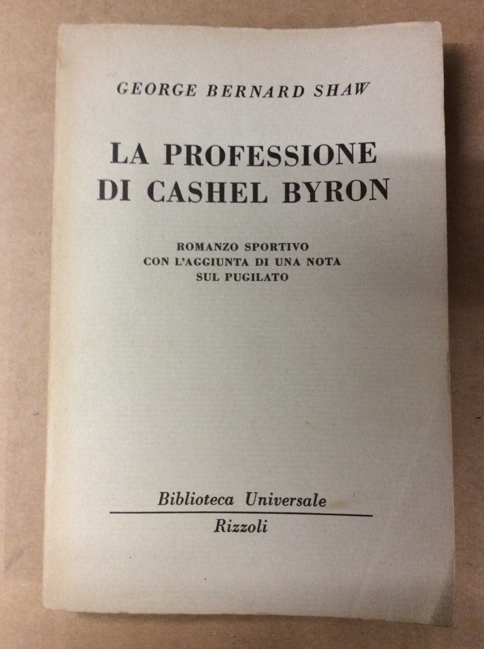 LA PROFESSIONE DI CASHEL BYRON: ROMANZO SPORTIVO CON L'AGGIUNTA DI …