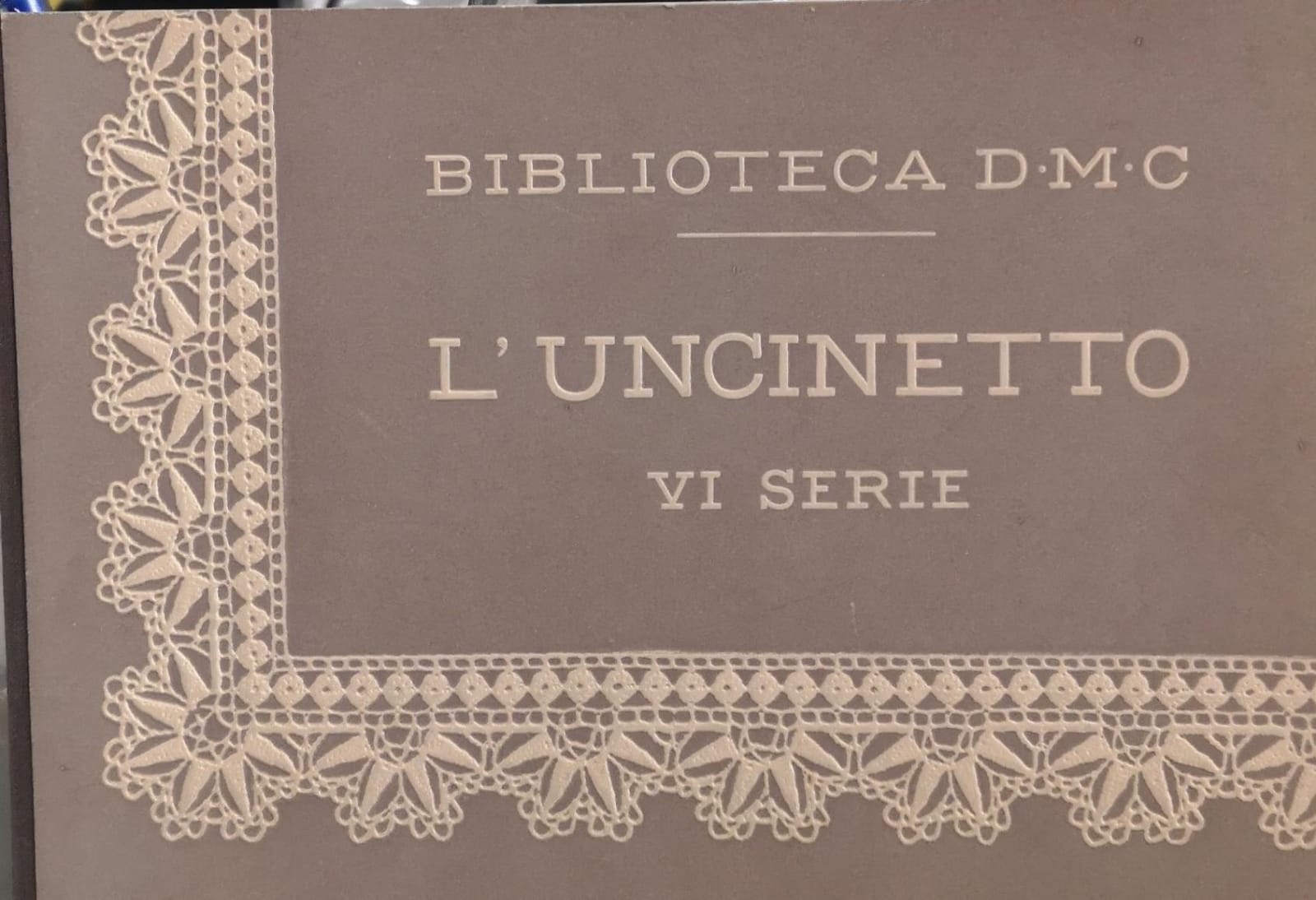 LAVORI ALL'UNCINETTO : VI SERIE.