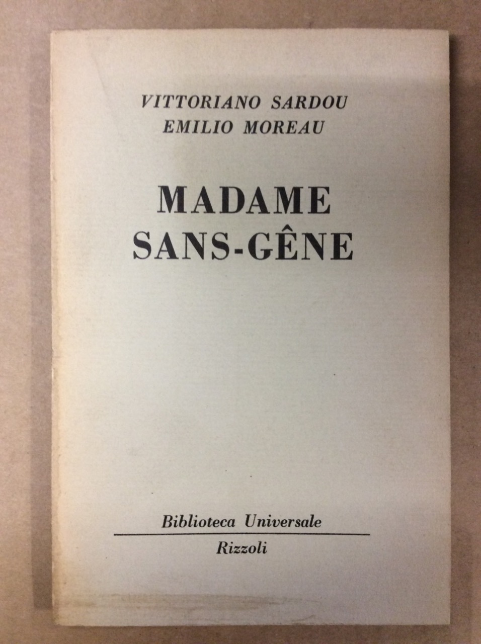 MADAME SANS-GÊNE.
