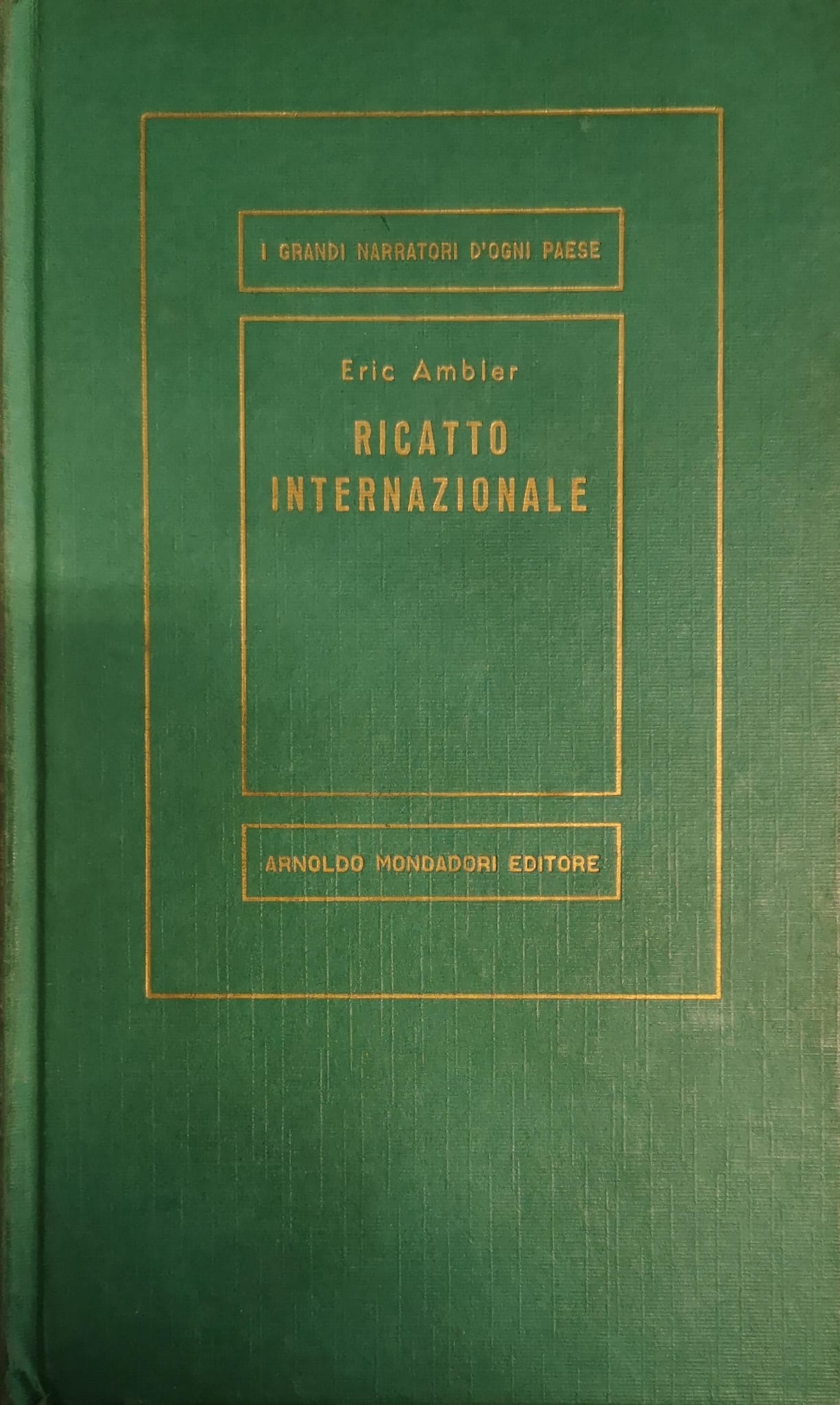 RICATTO INTERNAZIONALE. - Traduzione di Maria Luisa Bocchino.