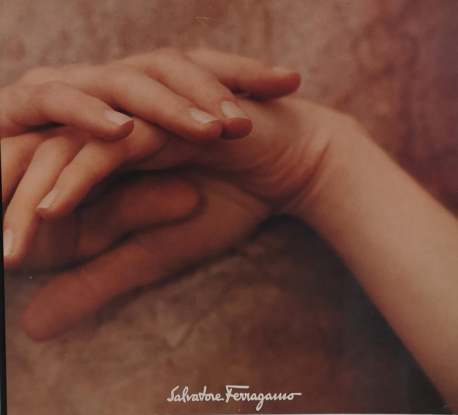 SALVATORE FERRAGAMO: IMAGES FROM THE SALVATORE FERRAGAMO SPRING-SUMMER 1999 ADVERTISING …