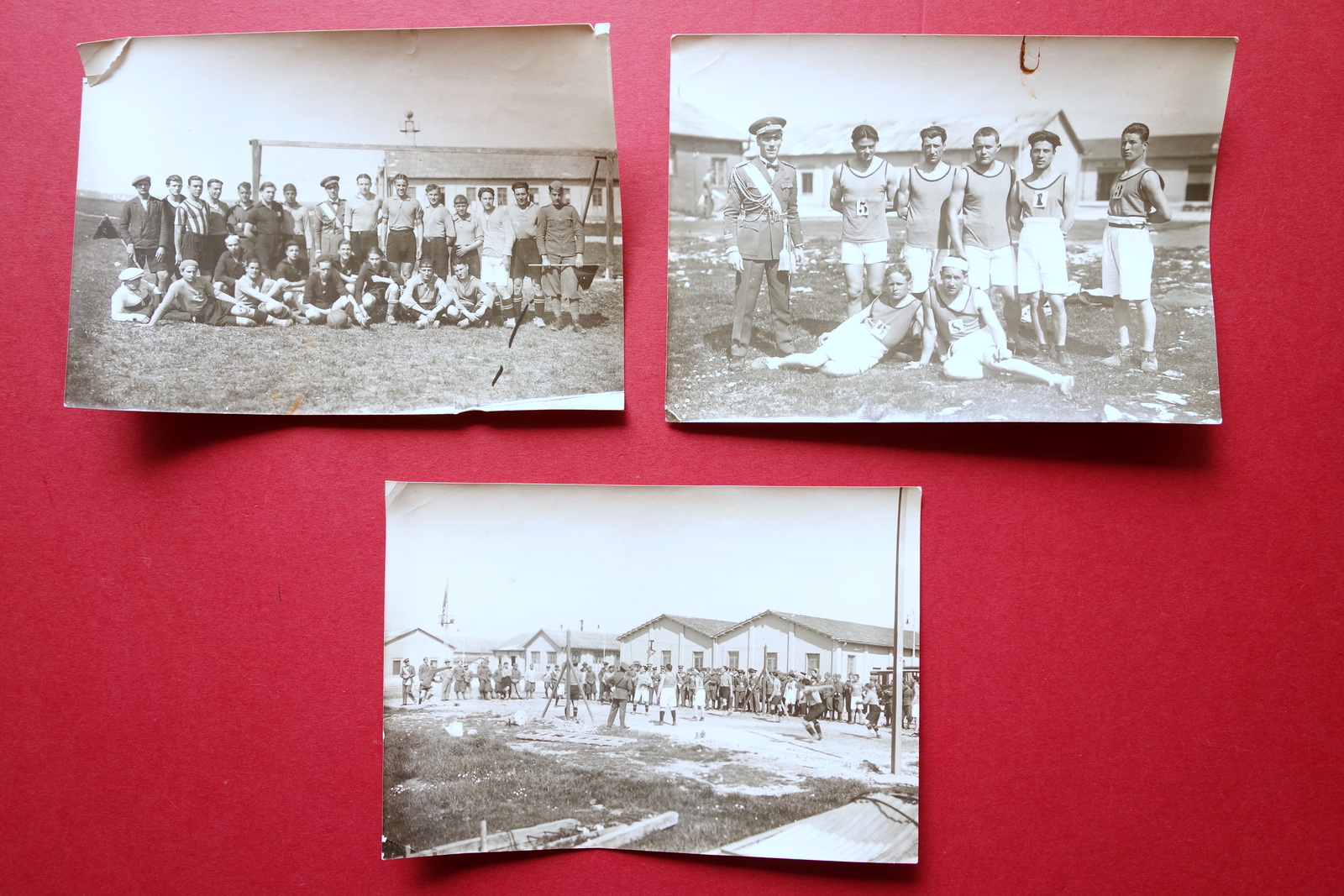 3 Fotografie Squadra di Calcio AOI Sport Partita Originali