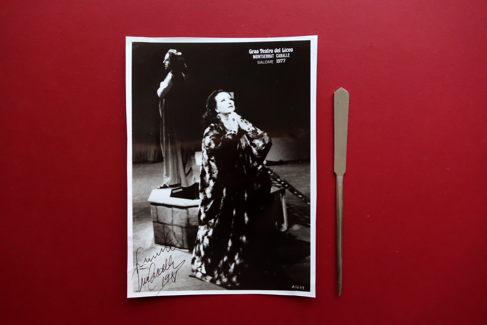 Autografo Montserrat CaballÈ Grande Fotografia Teatro del Liceo Salome 1977 …