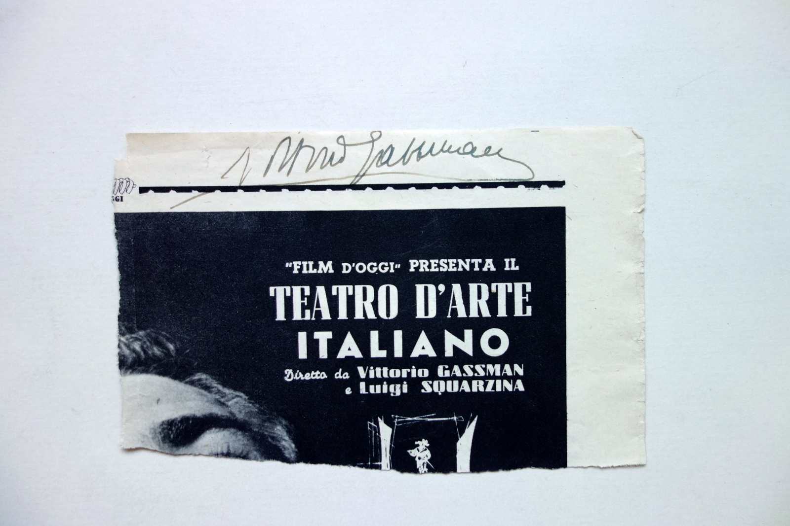 Autografo Vittorio Gassman Firma Frammento Pagina di Rivista Attore Cinema