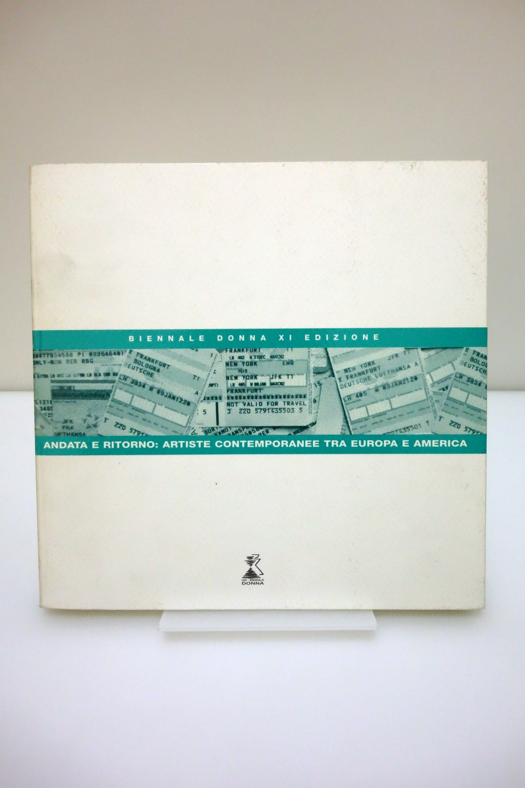 BIENNALE DONNA XI EDIZIONE ARTISTE CONTEMPORANEE FERRARA 2004 MARINA ABRAMOVIC