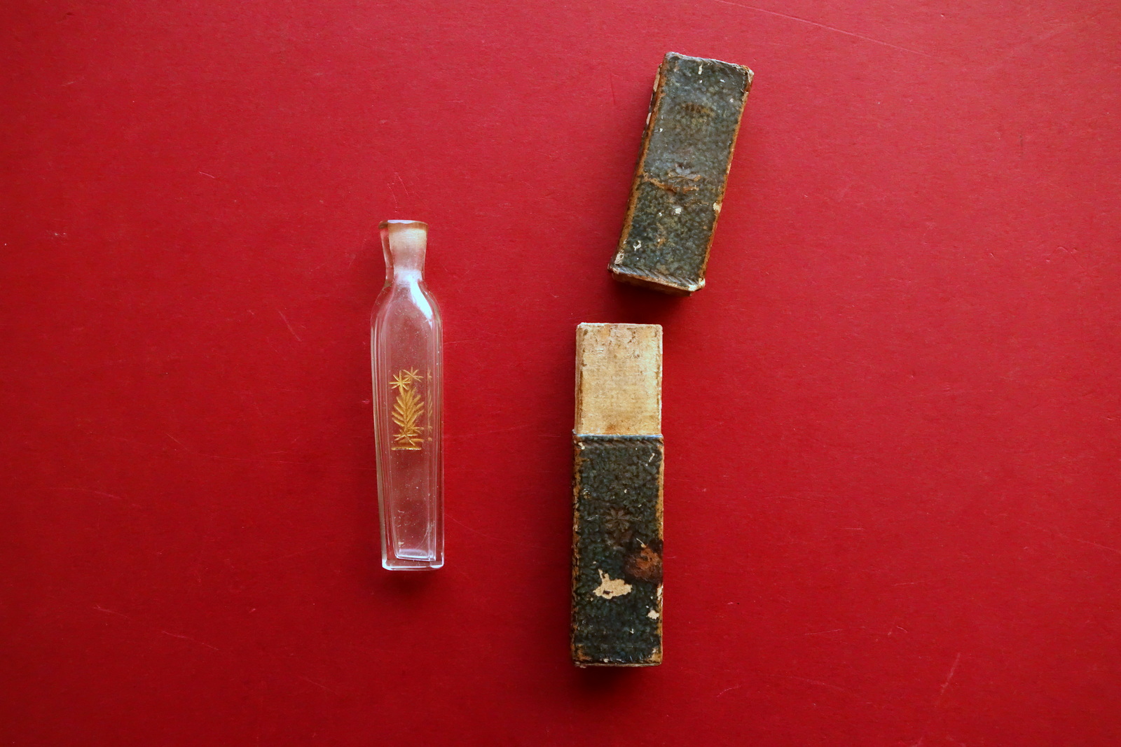 Bottiglietta per Profumo Custodia in Carta Varese Stemma fine '700 …