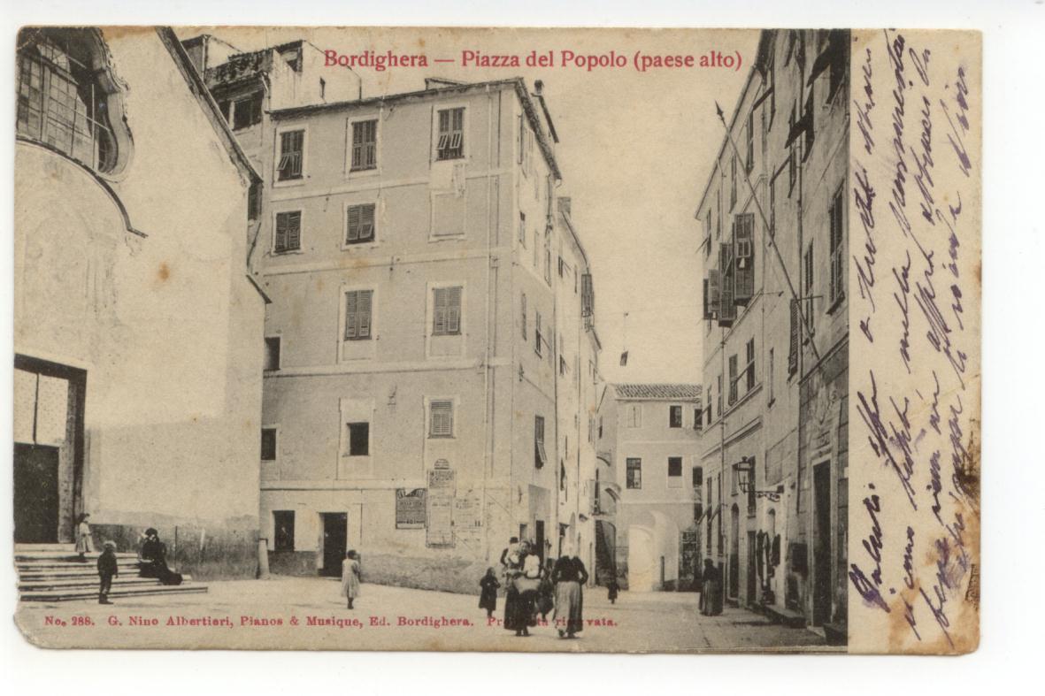 Cartolina Bordighera Piazza del Popolo paese alto viaggiata Imperia