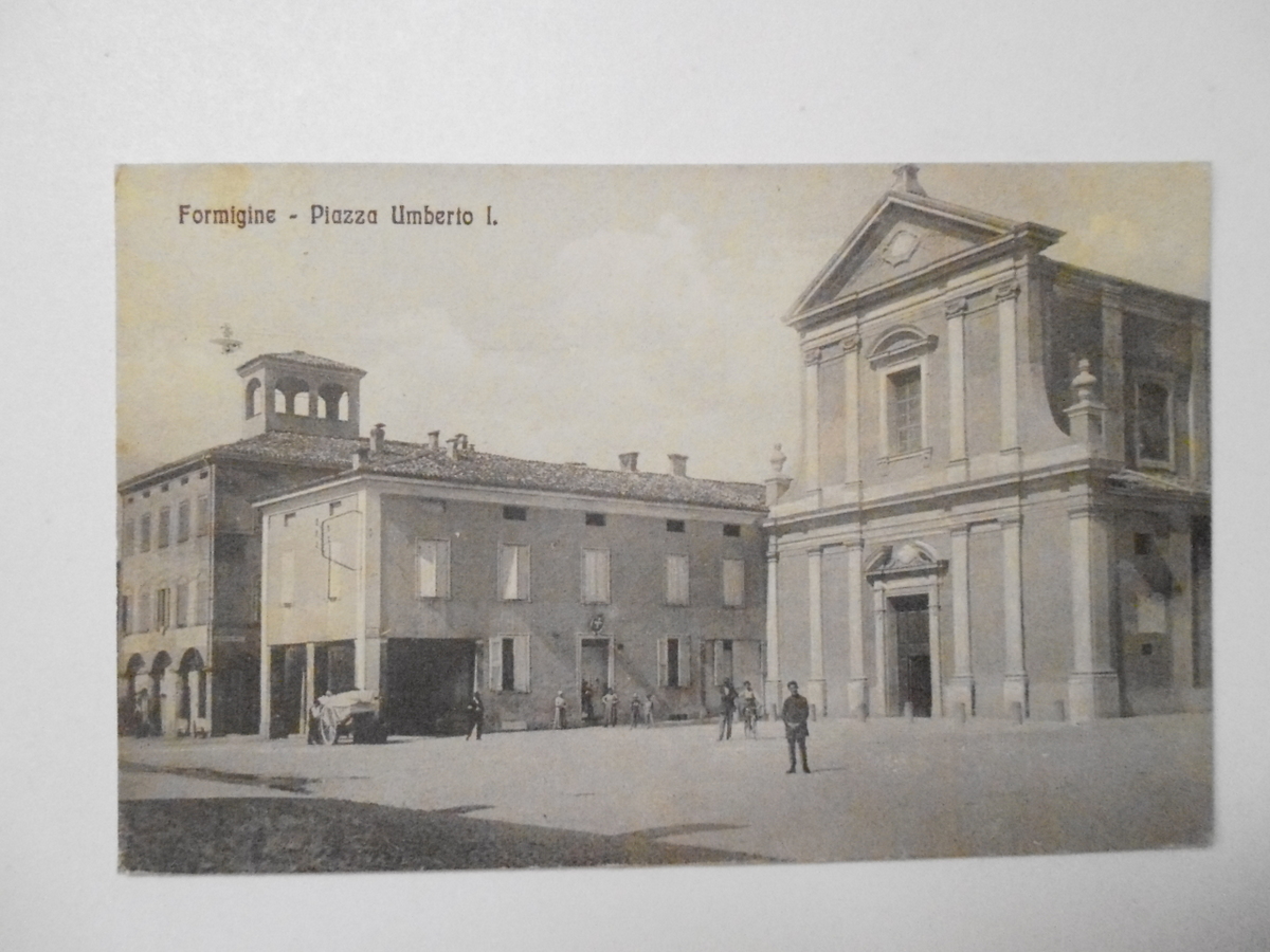 Cartolina Formigine Piazza Umberto I 1917 viaggiata Modena