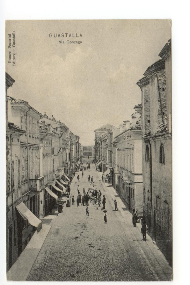 Cartolina Guastalla Via Gonzaga non viaggiata Reggio Emilia
