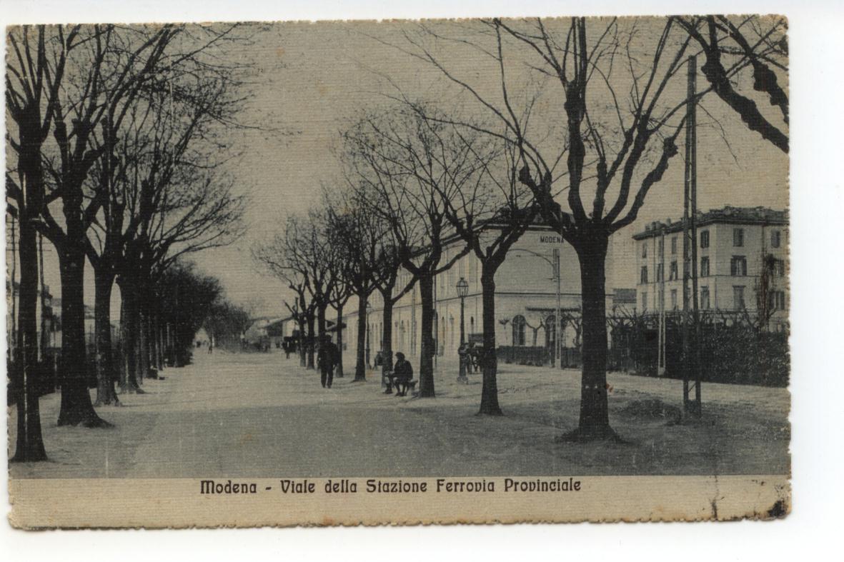 Cartolina Modena Viale della Stazione Ferrovia Provinciale 1916 viaggiata