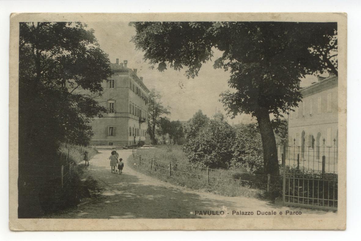 Cartolina Pavullo Palazzo Ducale e Parco 1922 viaggiata Modena