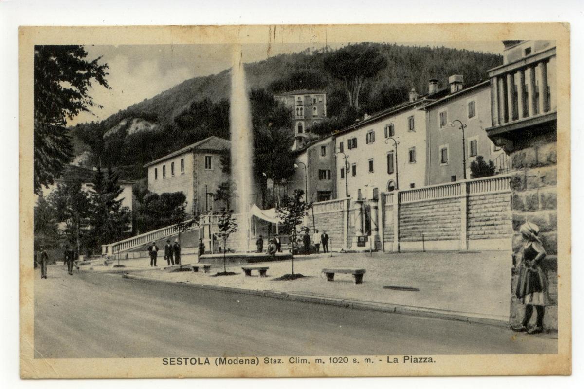 Cartolina Sestola Modena La Piazza 1934 viaggiata