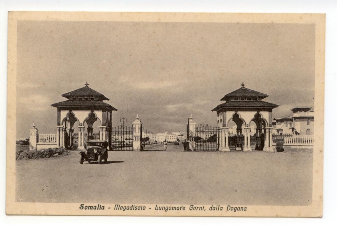 Cartolina Somalia Mogadiscio Lungomare Corni dalla Dogana viaggiata 1934