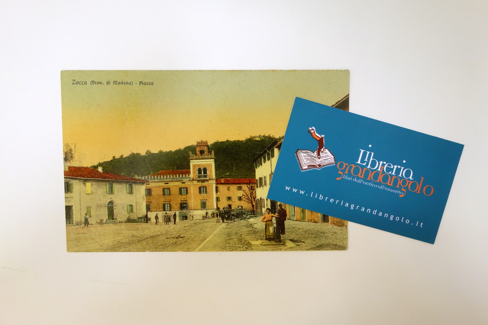 Cartolina Zocca Modena Piazza Illustrazione a Colori Viaggiata Animata 1912