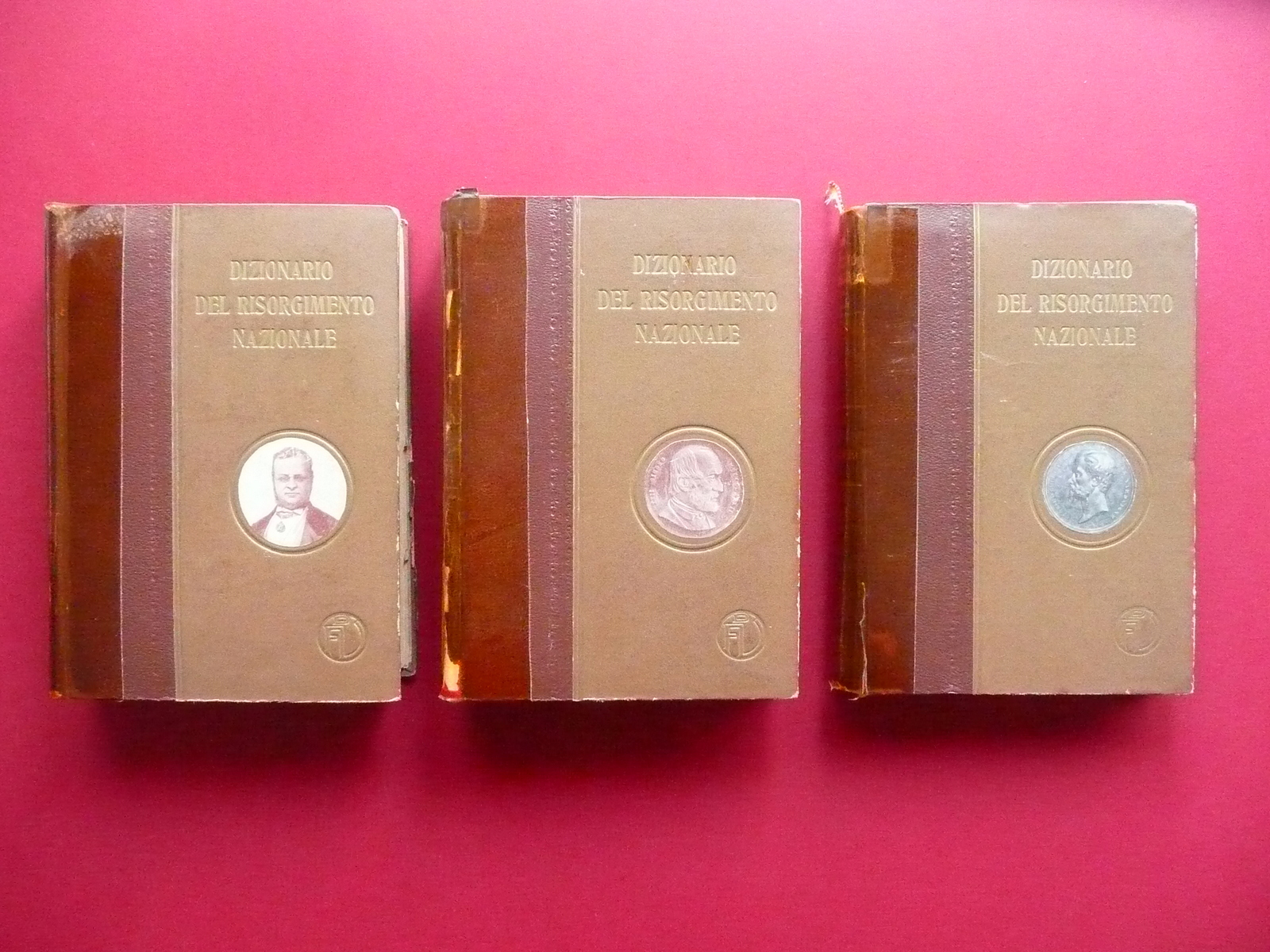 Dizionario del Risorgimento Nazionale Persone Vollumi II-III-IV Completo 1930-37