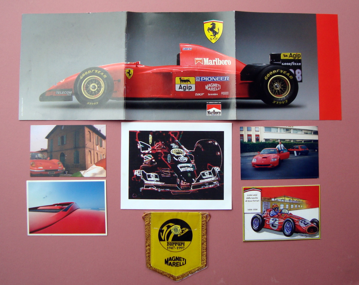 Ferrari curiosit‡ varie 1 fotografia 3 cartoline 1 distintivo 1 …