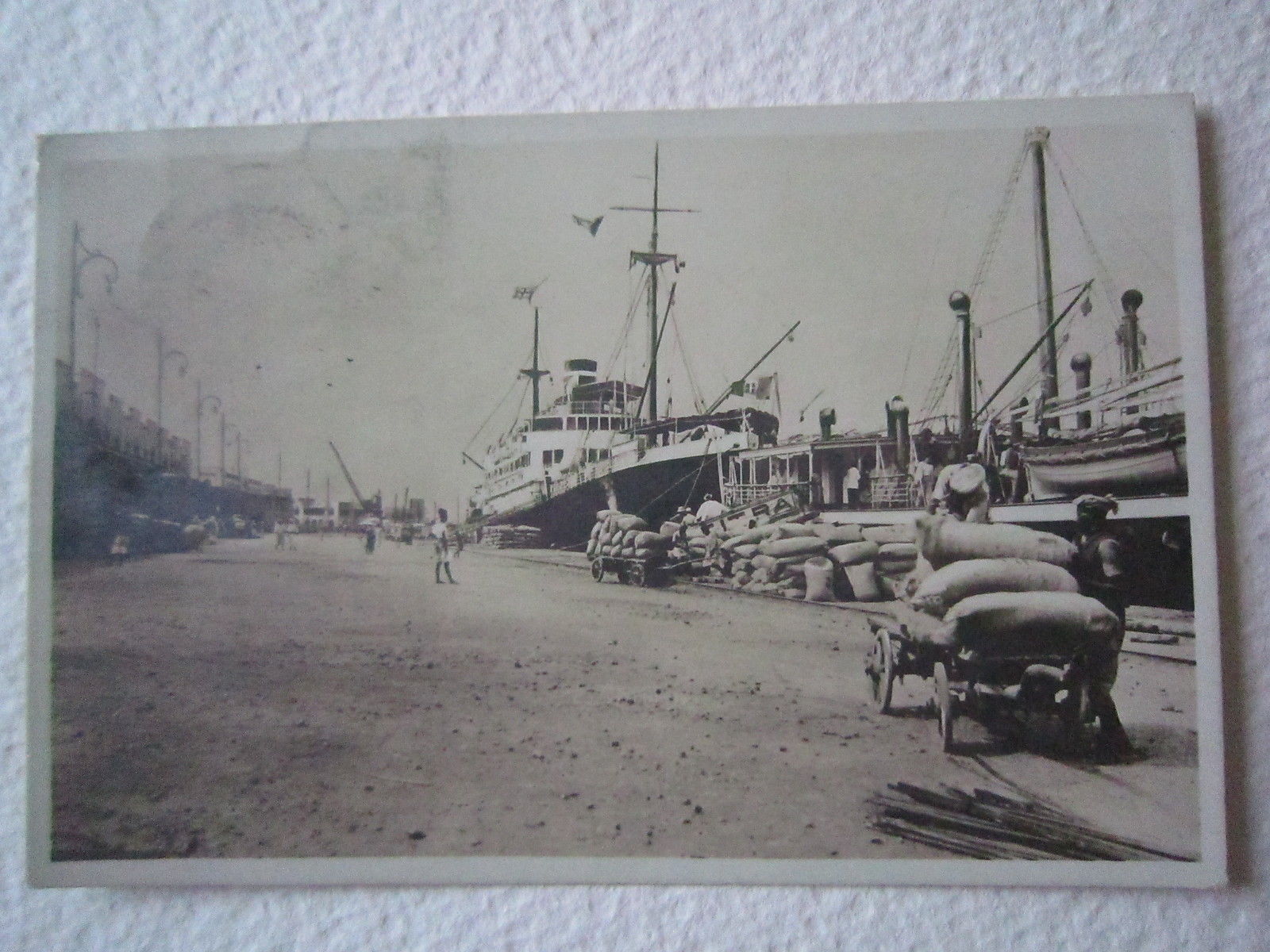 Foto Cartolina Locale 1930 Eritrea Massaua Mar Rosso Banchina Salvago …