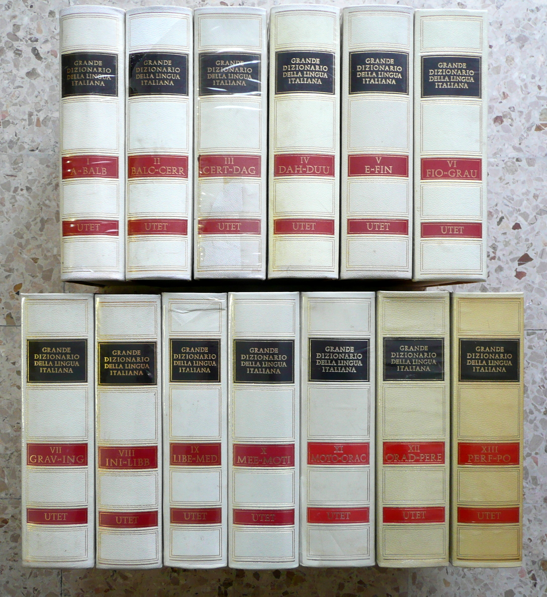 Grande Dizionario della Lingua Italiana UTET Torino 1961-1986 13 Volumi