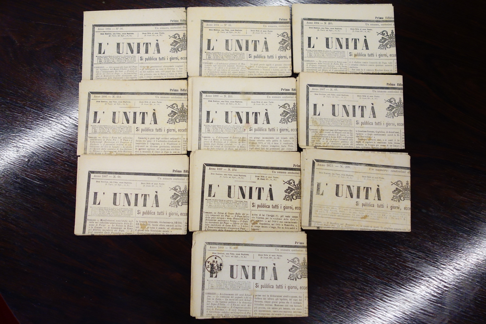 L'Unità Cattolica quotidiano 1884-1886-1887-1889 10 nn. completi molto buoni