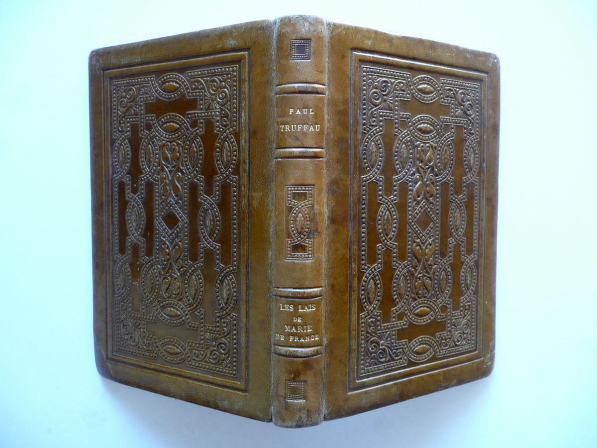 Les Lais de Marie de France par Paul Tuffrau Edition …