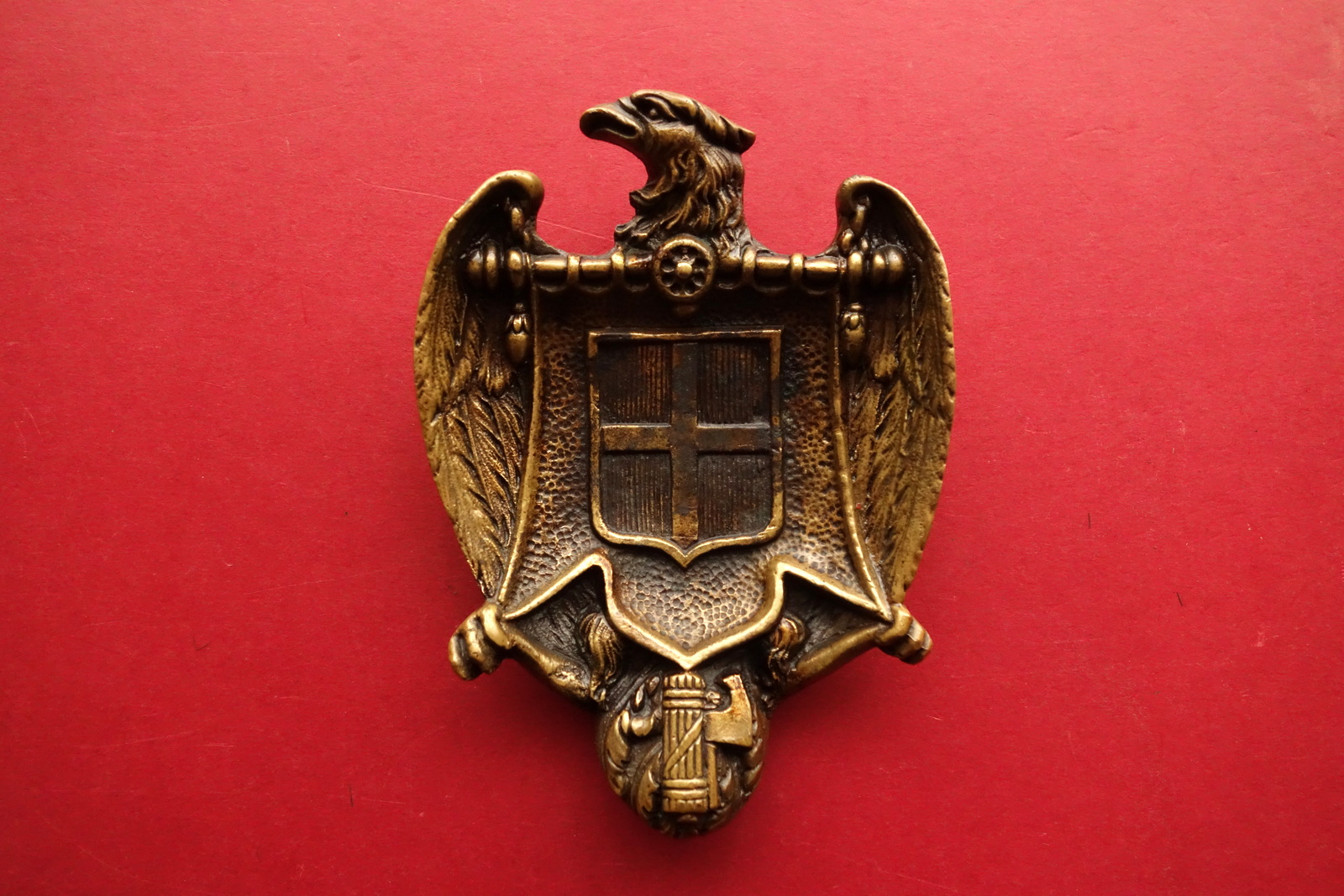 Posacenere in Bronzo Stemma Sabaudo Fascio Aquila Fonderia Silvestri Modena …