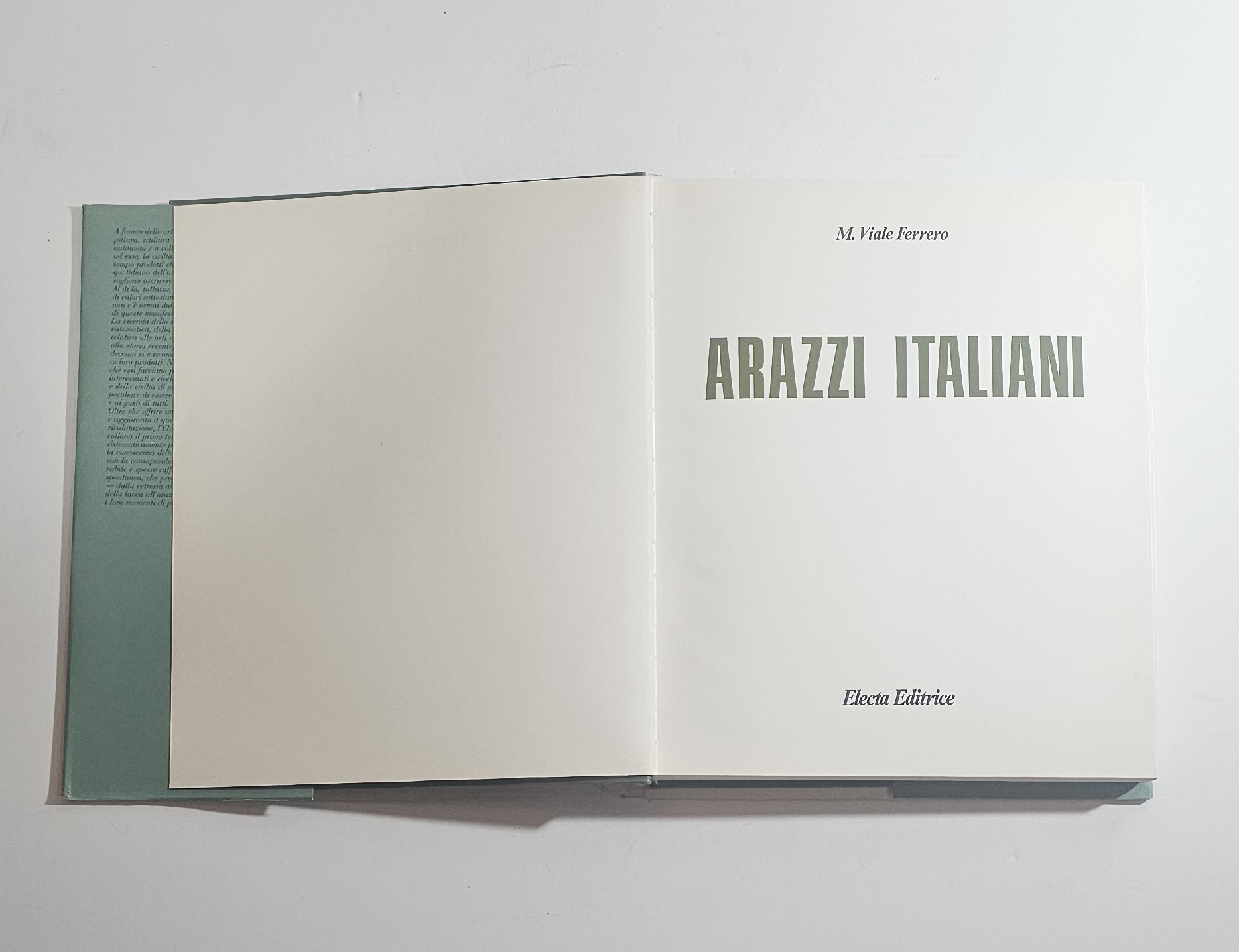 Arazzi italiani Viale Ferrero Electa libro arte tessile