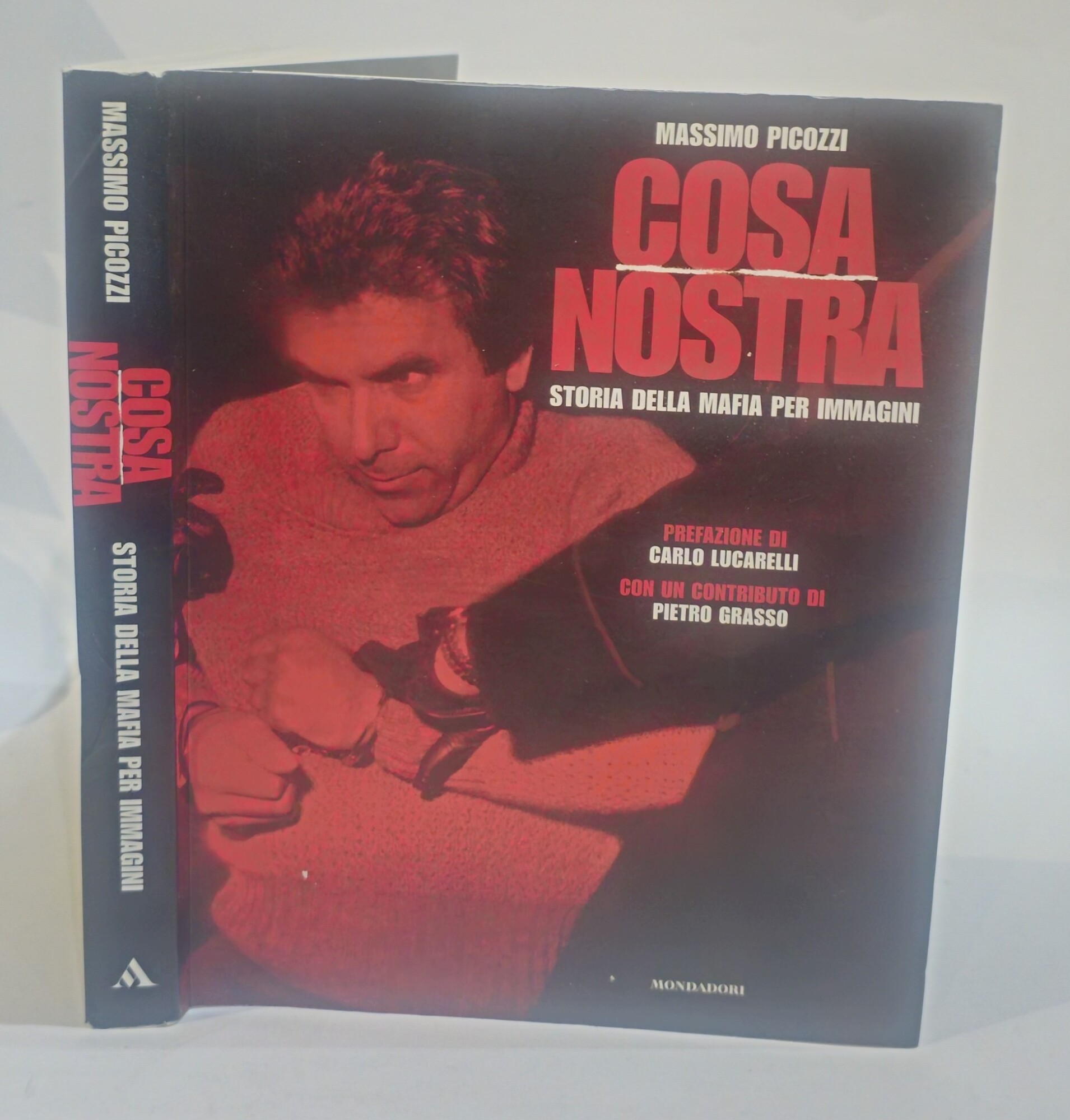 Cosa Nostra. Storia della mafia per immagini. Ediz. illustrata