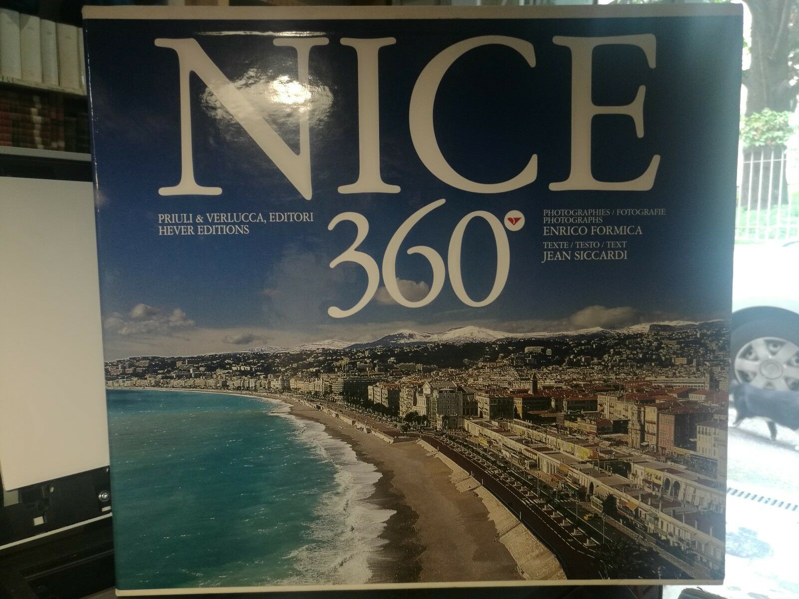 Nizza 360^