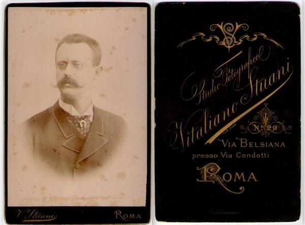 Foto photo cabinet card gentiluomo con occhiali by V. Stuani …