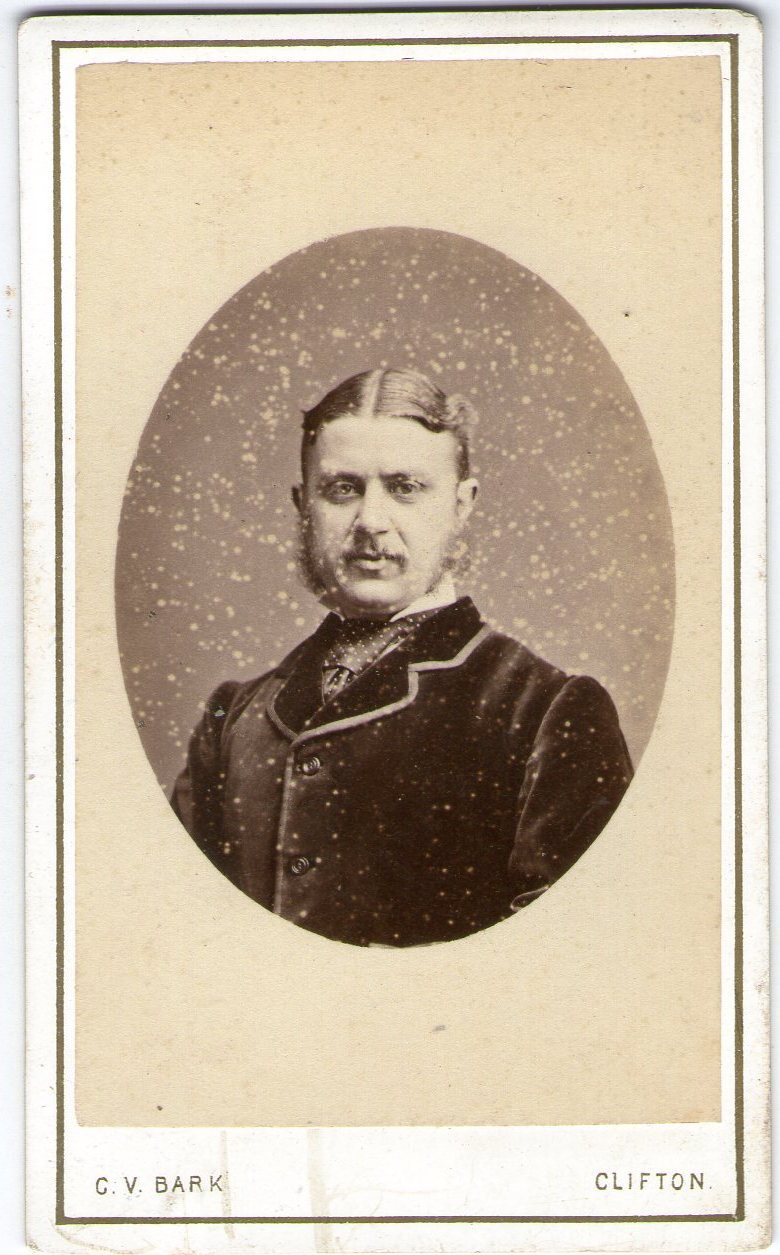 Foto photo cdv gentiluomo in ovale by C. V. Bark …