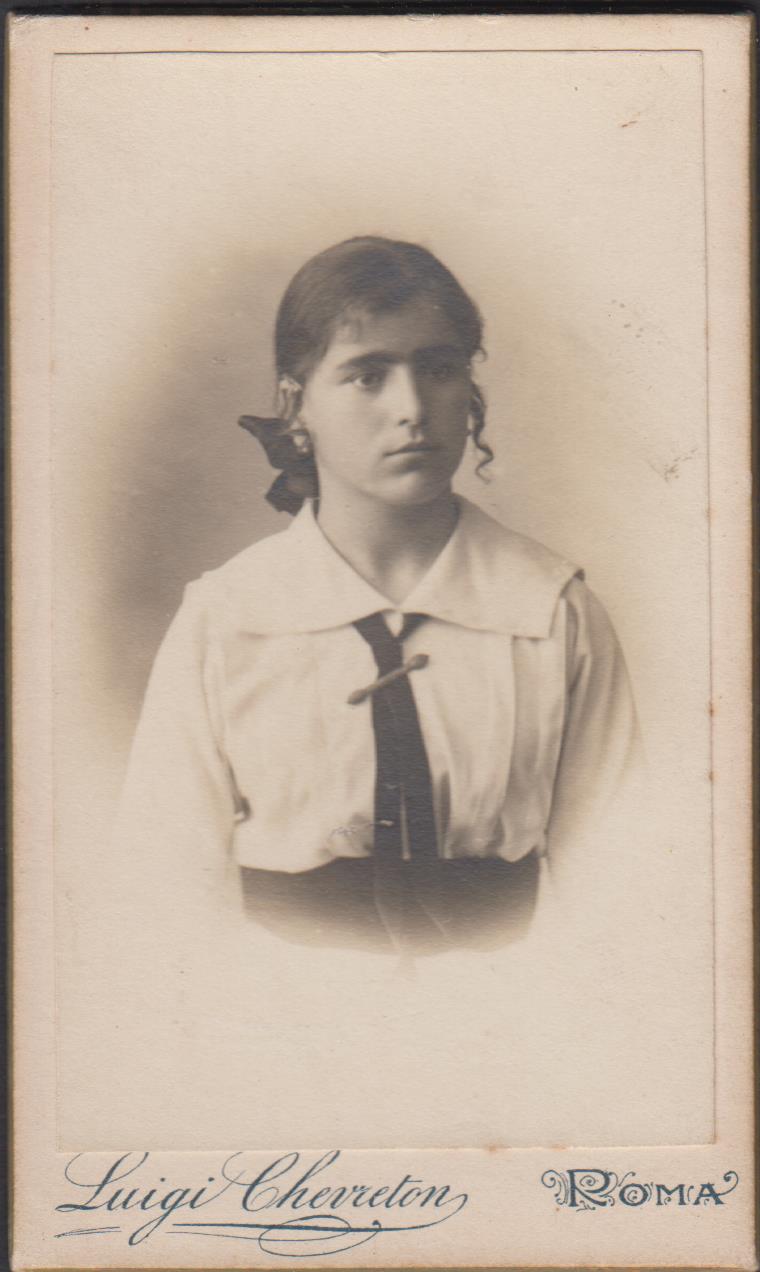 Foto photo cdv ragazza con cravatta by L. Chevreton Roma …