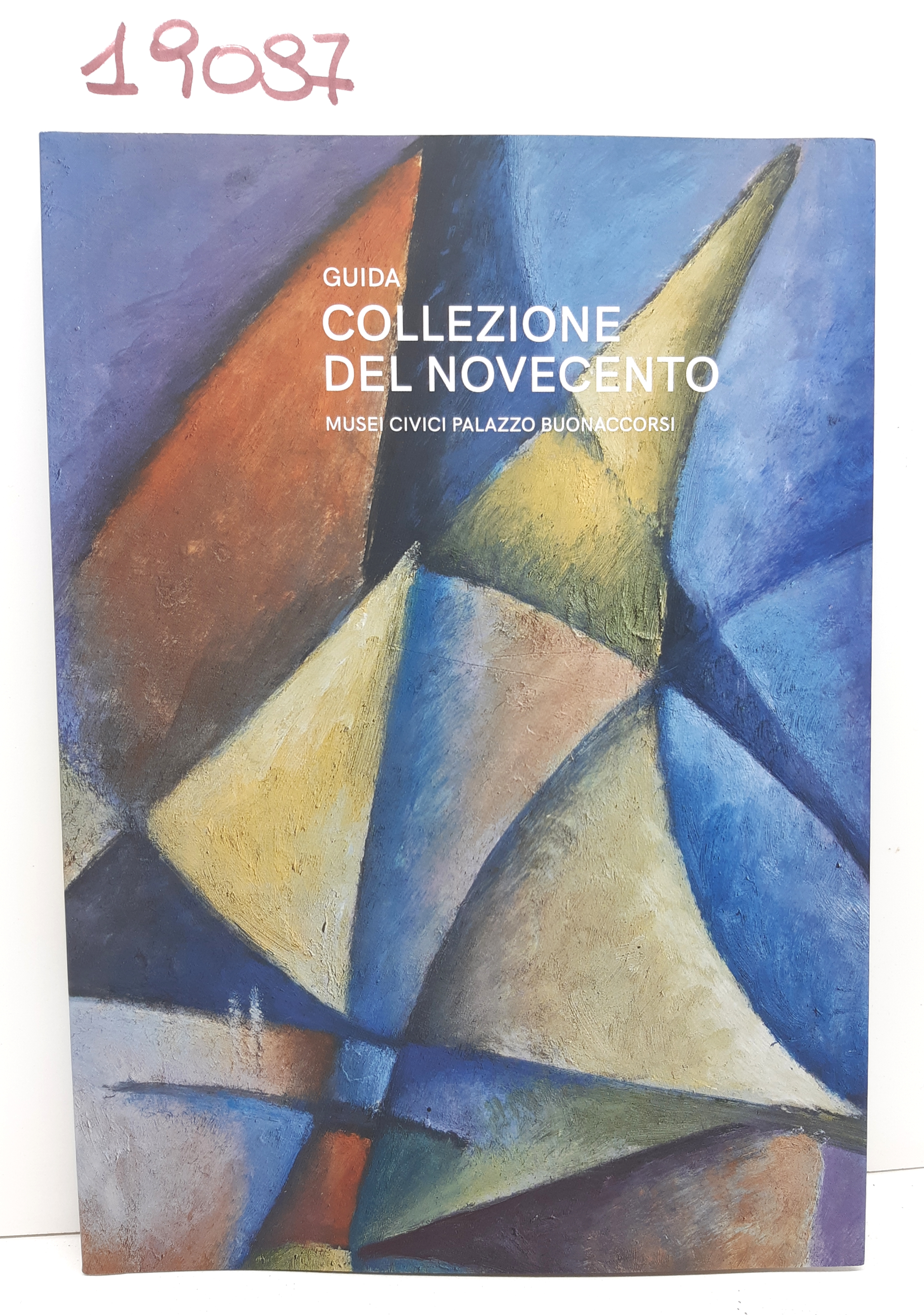 Guida collezione del Novecento musei civici Palazzo Bonaccorsi 2023