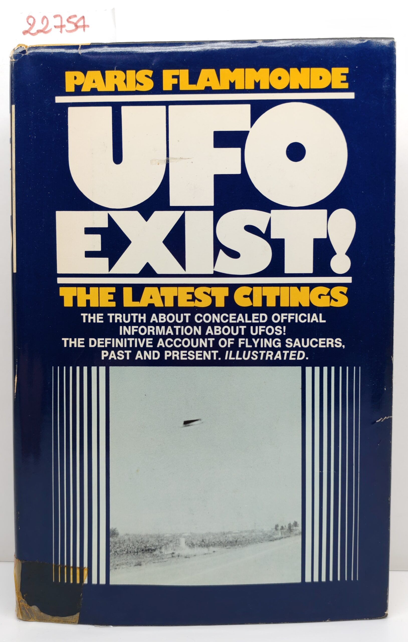Paris Flammonde UFO exist the lasted citings Putnam's sons 1976