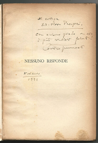 Nessuno risponde.