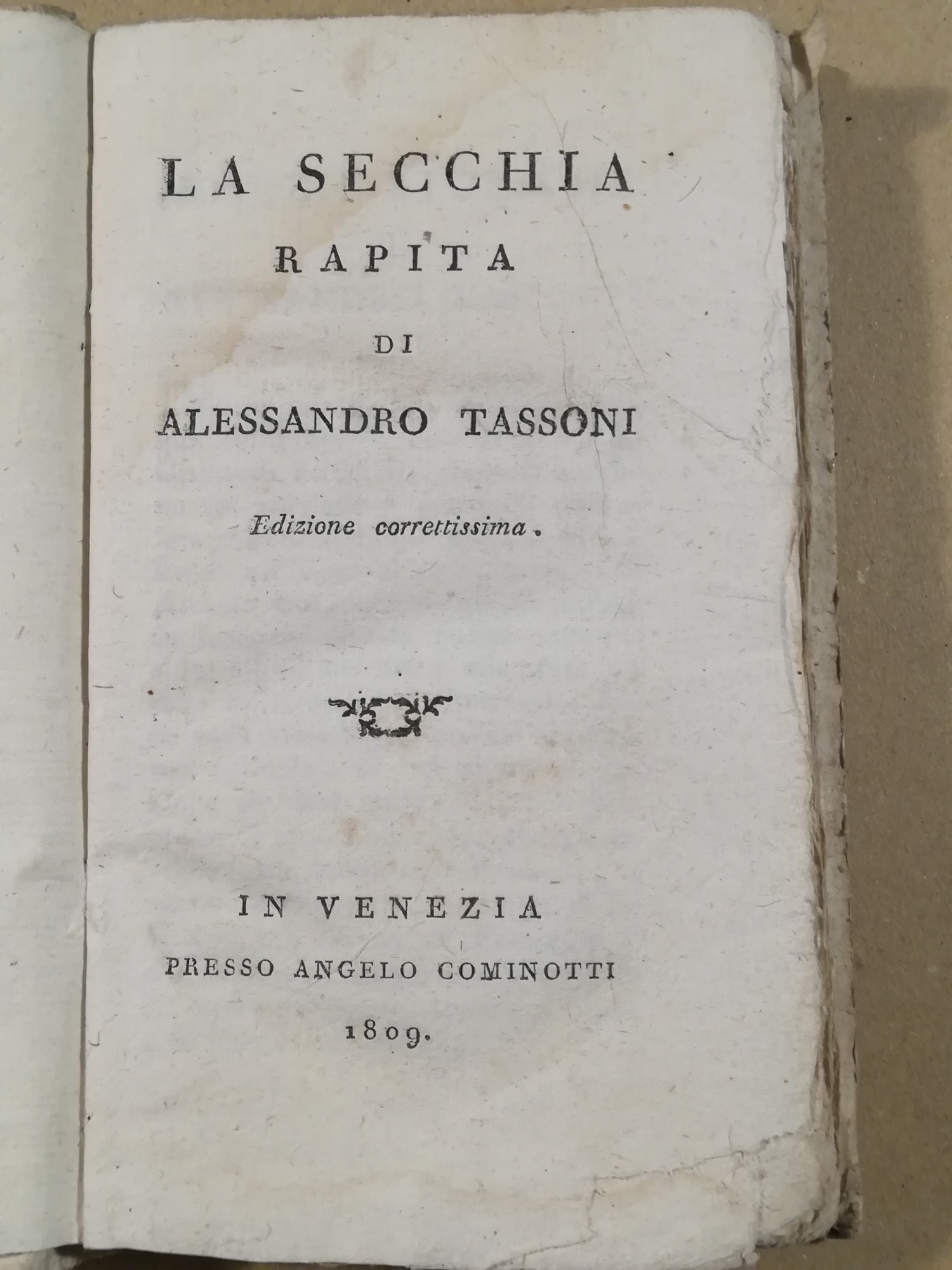 La secchia rapita. Edizione correttissima